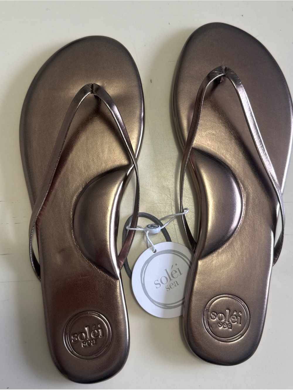 SOLEI SEA SANDALS WOMEN'S INDIE METALLIC PEWTER VEGAN FLIP FLOPS SZ 11 NEW NWT